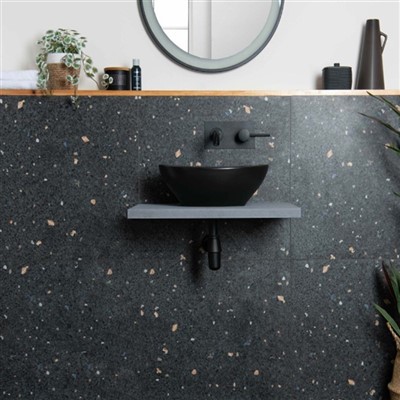 Mustat Terrazzo-laatat kylpyhuoneeseen